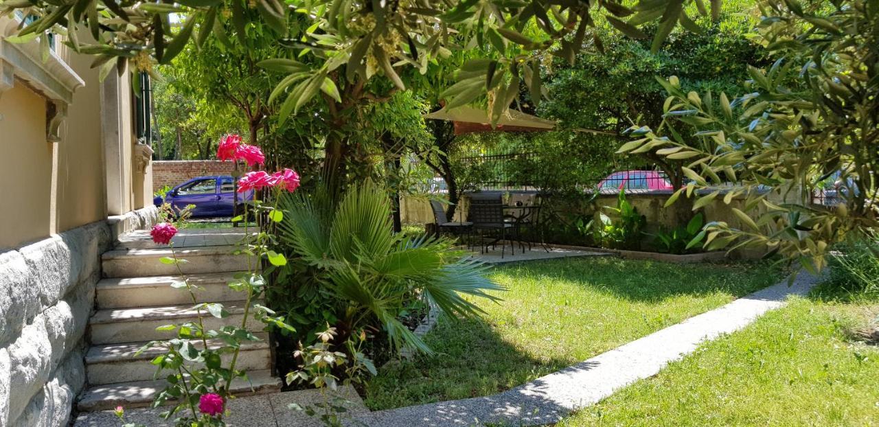 Beach City Pearls Apartments Сплит Экстерьер фото